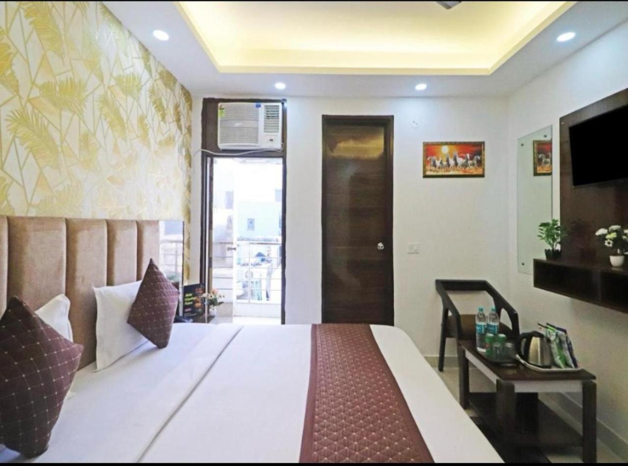 Hotel Vijaydeep Palace Near Delhi Airport นิวเดลี ภายนอก รูปภาพ