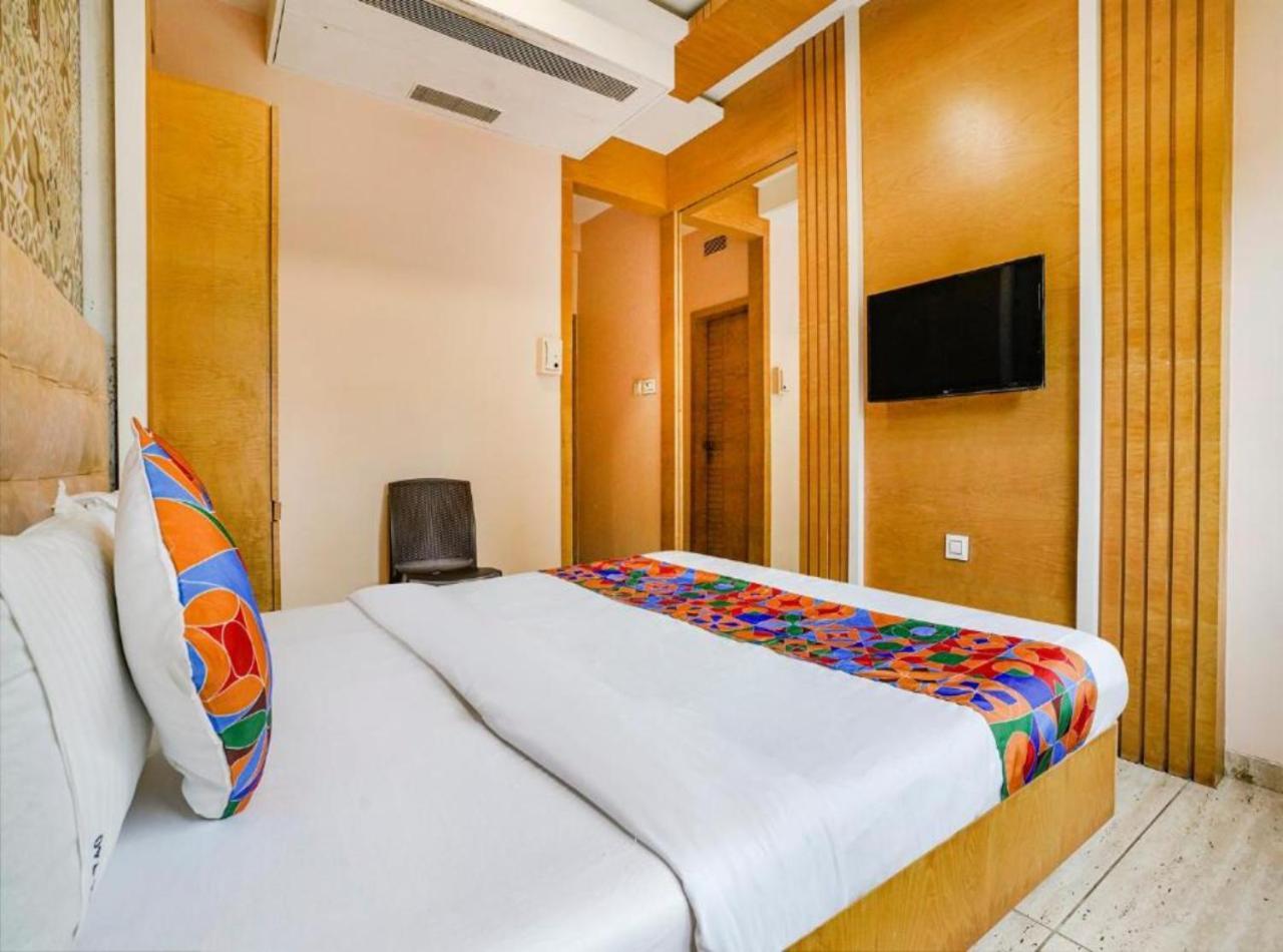 Hotel Vijaydeep Palace Near Delhi Airport นิวเดลี ภายนอก รูปภาพ