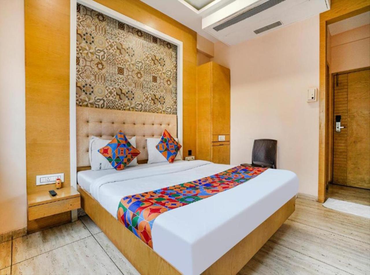 Hotel Vijaydeep Palace Near Delhi Airport นิวเดลี ภายนอก รูปภาพ